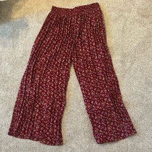 Red Floral Pleated Pant